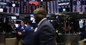 ترقب الفائدة وتطورات جيوسياسية يدفعان الأسواق لموجة تقلبات.. إليك التفاصيل