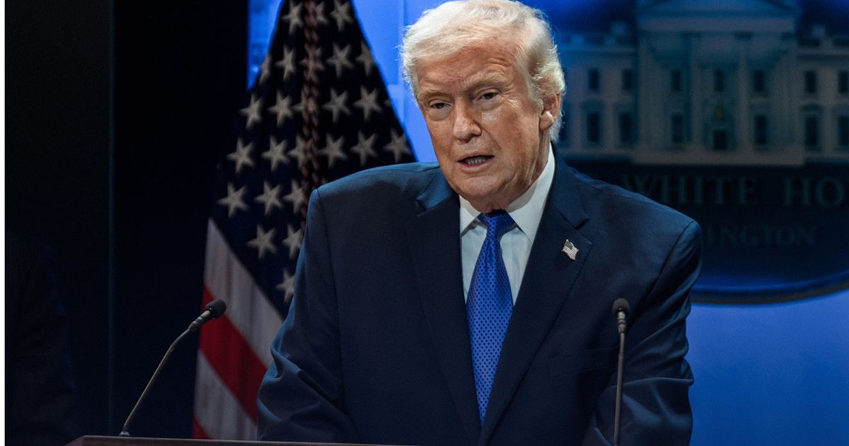 رسوم ترامب الجمركية تدخل حيز التنفيذ بعد أيام.. ودول تصف تأثيراتها بالمحدودة