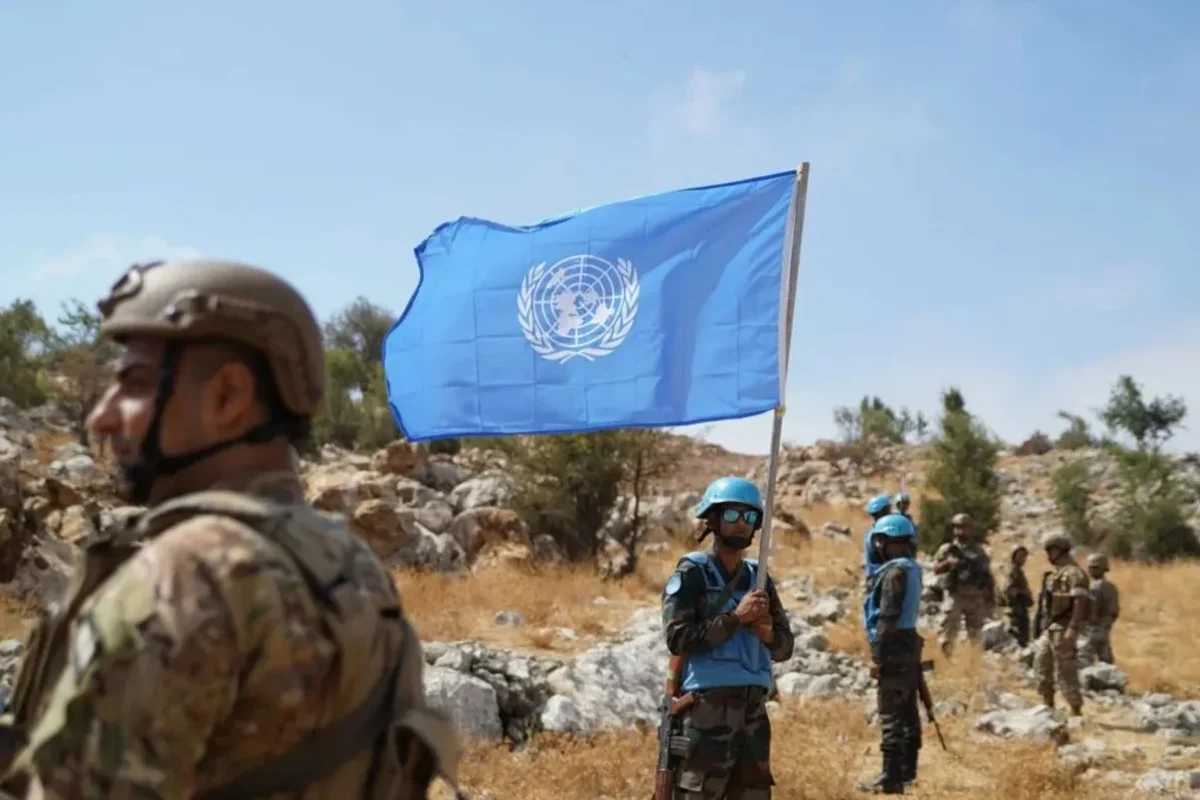 أمنيون إسرائيليون بارزون: من الأفضل التنسيق مباشرة مع الجيش اللبناني من دون “اليونيفيل”
                         , 
                   سيناريو حرب إسرائيلية استباقية يقلق لبنان… لا ضمانات أميركية و”الحزب” يتهيأ للإسناد؟