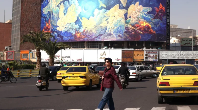 الديبلوماسية تضيق بين إيران وأميركا… وترامب بين “ضربة محدودة” أو تغيير النظام