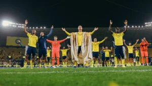 كم يبلغ سعر “البشت” السعودي الذي ارتداه كريستيانو رونالدو؟ (فيديو وصور)