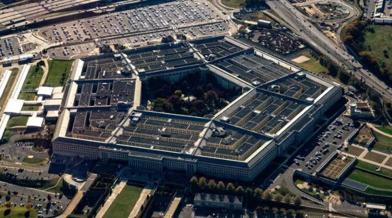 “أنثروبيك” تدخل في مواجهة مع البنتاغون وترفض استخدام الذكاء الاصطناعي بلا قيود