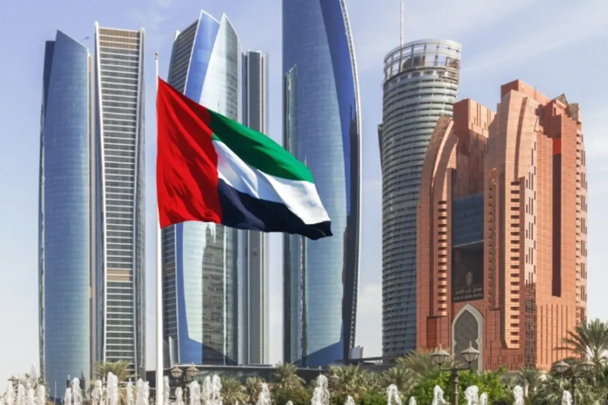 إطلاق أول تجربة إقليميّة لتشغيل الشّاحنات الذاتيّة القيادة في أبو ظبي