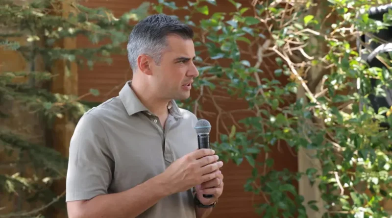 فرنجيه تقدّم باقتراح قانون يحظر استخدام وسائل التواصل الاجتماعي للأطفال
                         , هل حظر الـ”سوشيال ميديا” هو الحلّ الأمثل؟