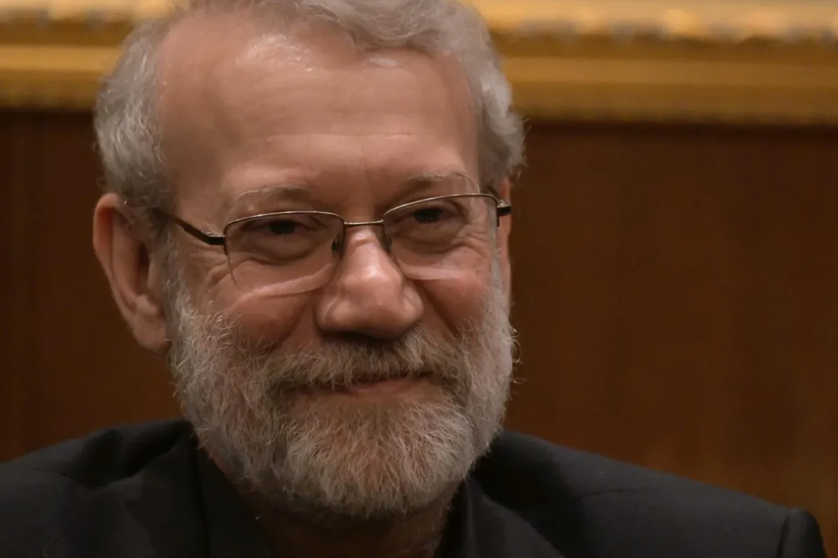 علي لاريجاني: منقذ الجمهورية الإسلامية أو غورباتشوف إيران؟