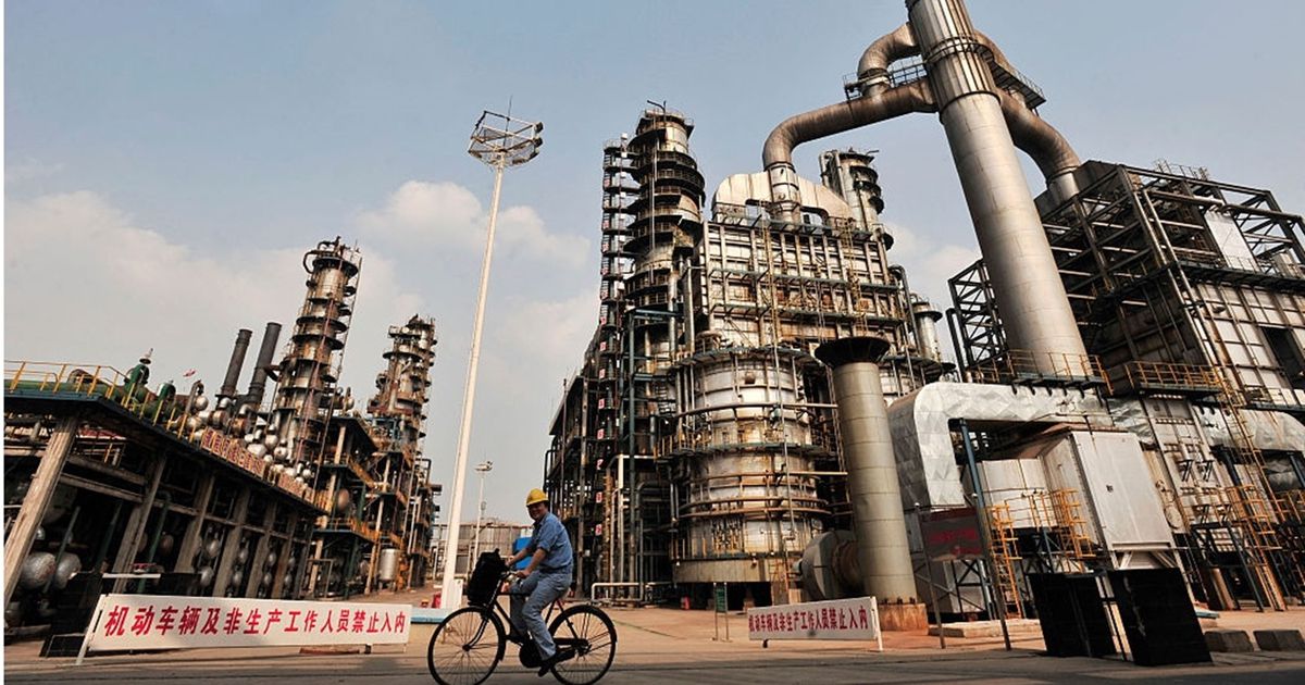الصين تطلب من شركات تكرير النفط تعليق صادراتها خوفا من نقص الإمداد