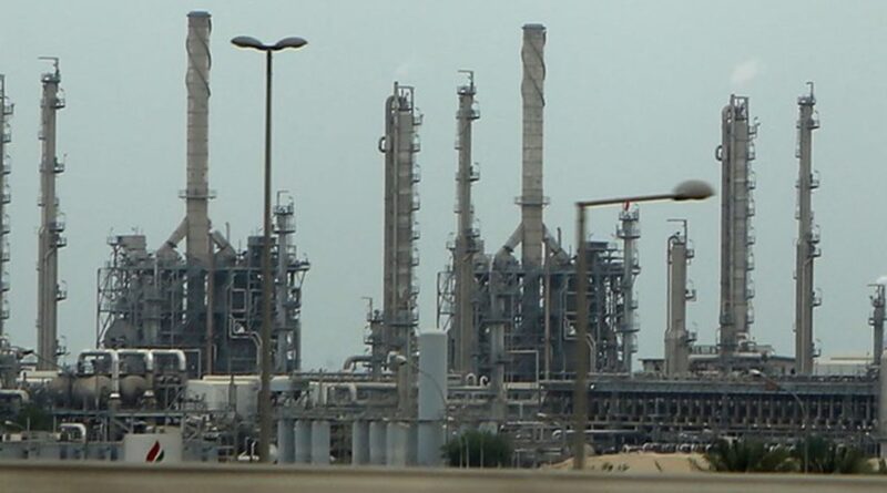 تحذيرات من أكبر اضطراب في تاريخ سوق النفط العالمي بسبب الحرب على إيران