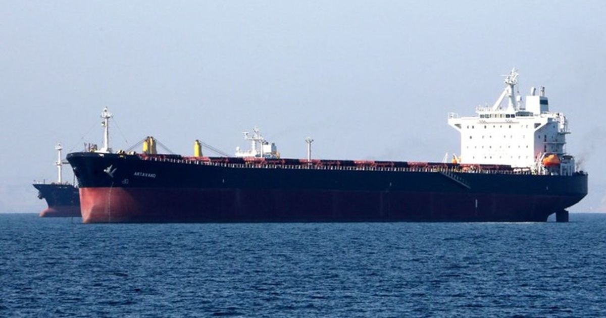 الولايات المتحدة قد ترفع العقوبات عن النفط الإيراني الموجود بالبحر