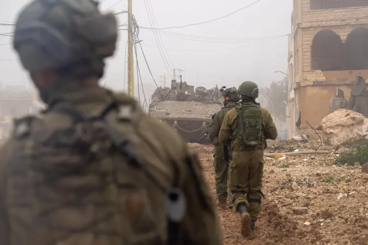 الجيش الإسرائيلي ينشر مشاهد لتوغّله جنوبي لبنان… إعلام عبري: رقم قياسي لعمليات “حزب الله”
                         , وفد أمني مصري في بيروت لوقف النار… “حزب الله”: العرض قاصر , 
                   ماذا قال ماكرون لإسرائيل لإقناعها بالتفاوض مع عون وس