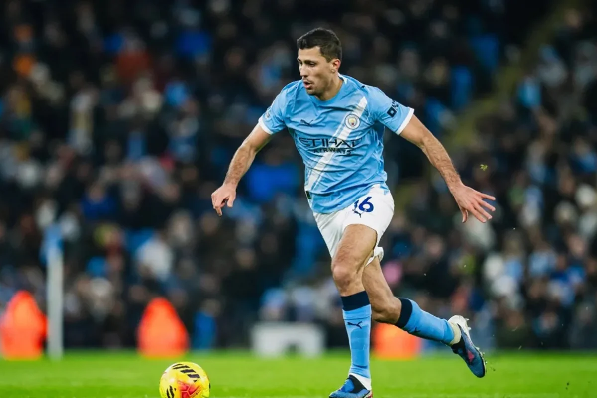 “أرغب في العودة”… رودري يطرق باب ريال مدريد