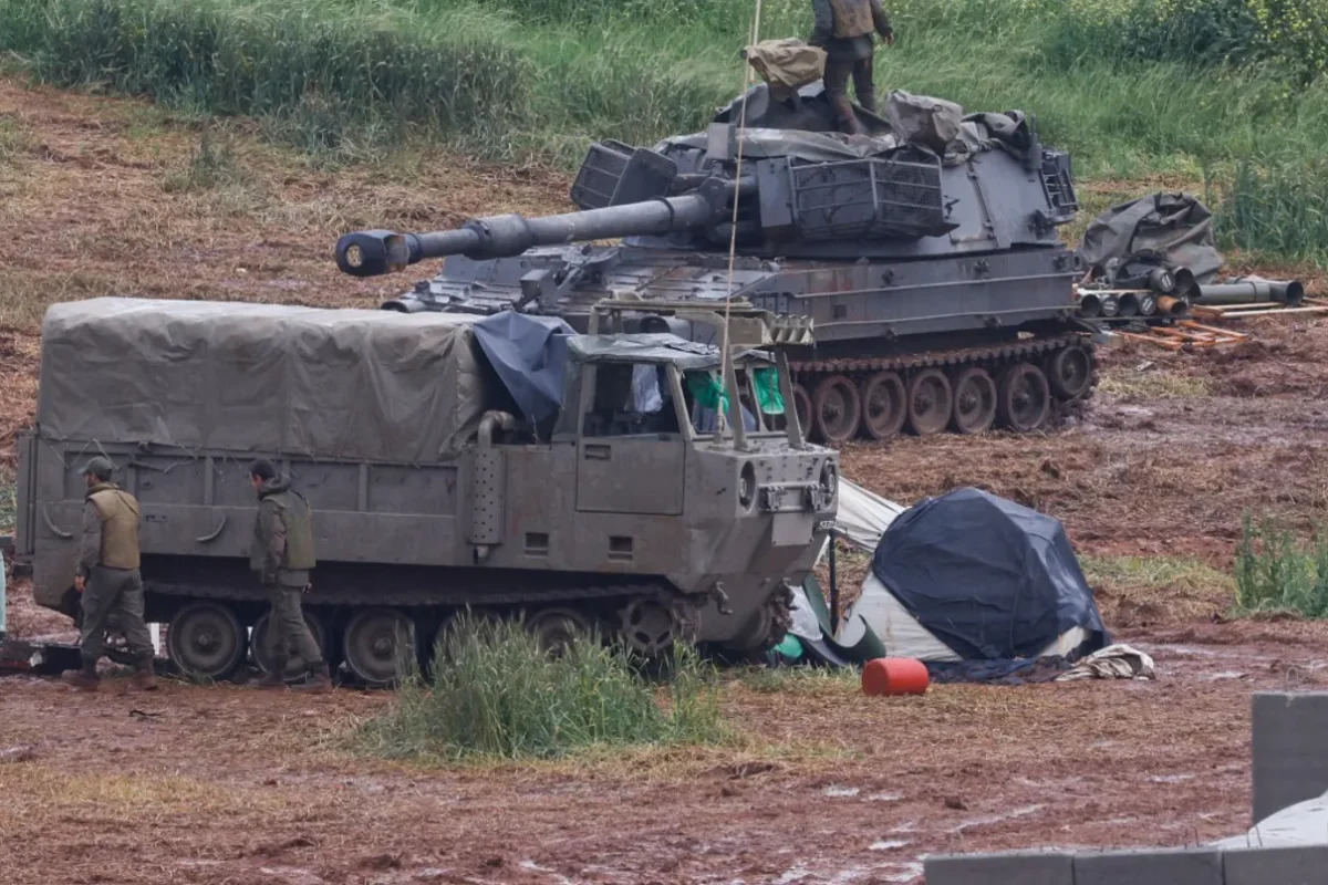 الجيش الإسرائيلي يستعد لطرح خطة لتدمير قرى جنوبية… توجّه لاحتلال كامل للبنان؟
                         , هل يُعيد “حزب الله” تعريف المعركة أو يُبرّر خسارة الجغرافيا؟ , 
                   هل يستطيع لبنان تحمّل مزيد من الحرب؟