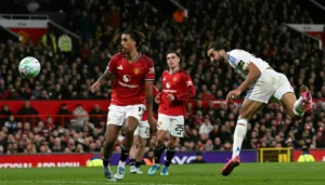 رقم كارثي… مانشستر يونايتد يسقط أمام ليدز يونايتد على أرضه للمرّة الأولى منذ 45 عاماً