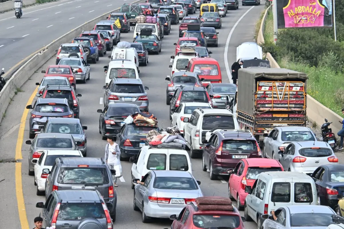 لبنان في هدنة لـ10 أيام… ترحيب عربي ودولي ودعوات لتعزيز الاستقرار
                         , هدنة لبنان لـ10 أيام: عودة تدريجية للمواطنين إلى الضاحية والجنوب… “النهار” في تغطية مستمرة