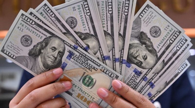 خسائر للدولار للأسبوع الثاني وسط آمال إنهاء الحرب ضد إيران