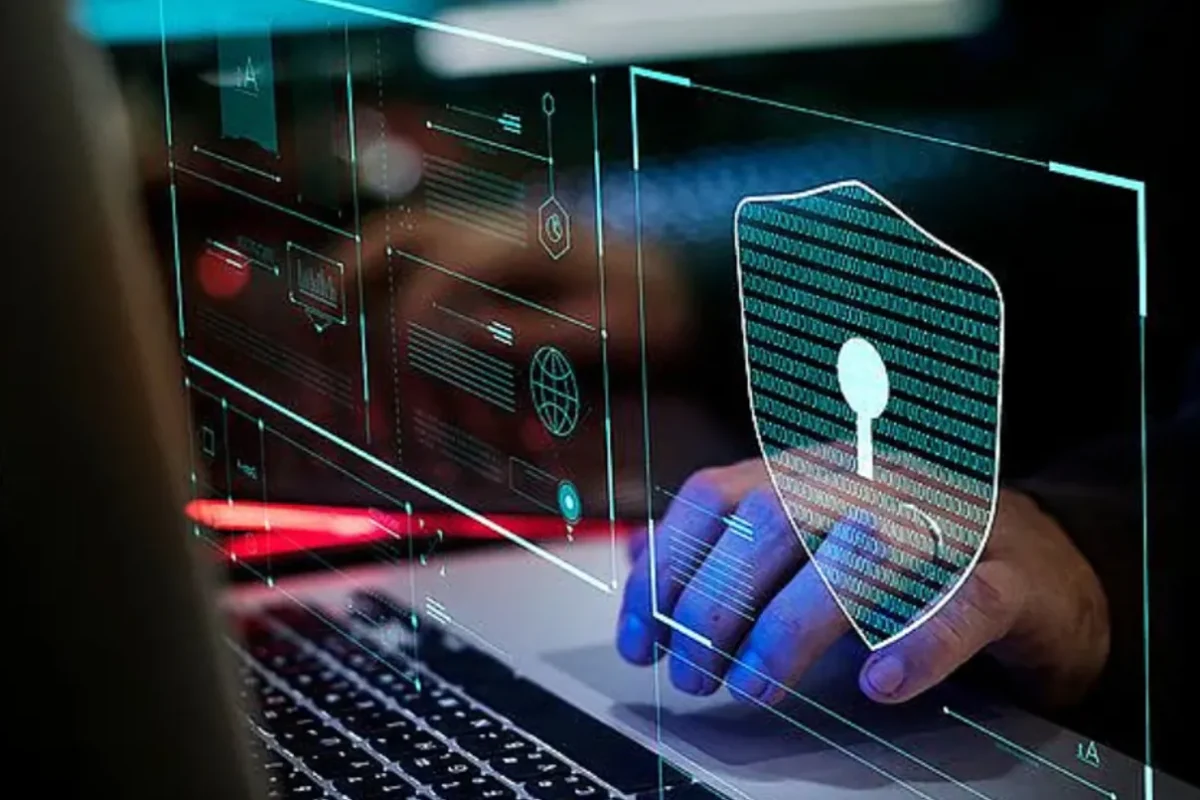 تحذير سيبراني اماراتي: 25% من الملفات تحتوي على بيانات حساسة… إليك كيف تحمي نفسك