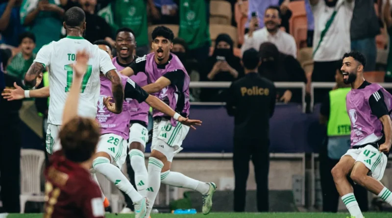 الأهلي يقلب الطاولة على فيسيل كوبي ويبلغ نهائي دوري أبطال آسيا للنخبة للمرّة الثانية توالياً (فيديو)