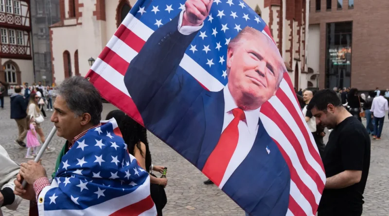 استعجال ترامب يصطدم بتمهّل إيران: مفاوضات إسلام آباد تحت ضغط المهلة والتهديد
                         , هل يرتكب ترامب “مغالطة المقامر” مع إيران؟