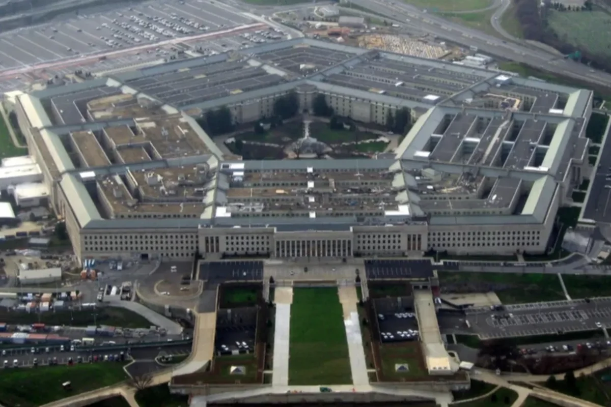 لماذا لا تستطيع واشنطن مقاطعة “أنثروبيك” رغم الخلاف؟