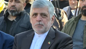 لماذا لم يُلقِ شيباني كلمة خلال حفل السفارة الإيرانية في بيروت؟
                         , نشاط للسفارة الإيرانية في بيروت… حضور لافت للشيباني وملثمين مسلحين (صور)