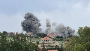 بيان منسوب لـ”حزب الله” بإخلاء مناطق في جنوب لبنان… ما صحته؟
                         , حزب الله يدعو الأهالي إلى العودة لأماكن النزوح الآمنة؟ النهار تتحقق FactCheck , 
                   إسرائيل و”حزب الله”: إعادة جنوب لبنان إلى ما قبل عام 2000