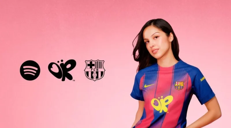برشلونة يطرح قميصاً بـ3000 يورو!
