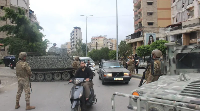 ما جديد توقيف مطلقي النار في الضاحية الجنوبية لبيروت؟
                         , عمليات دهم للجيش اللبناني في الضاحية الجنوبية لبيروت… توقيف شخص وضبط أسلحة (صور)