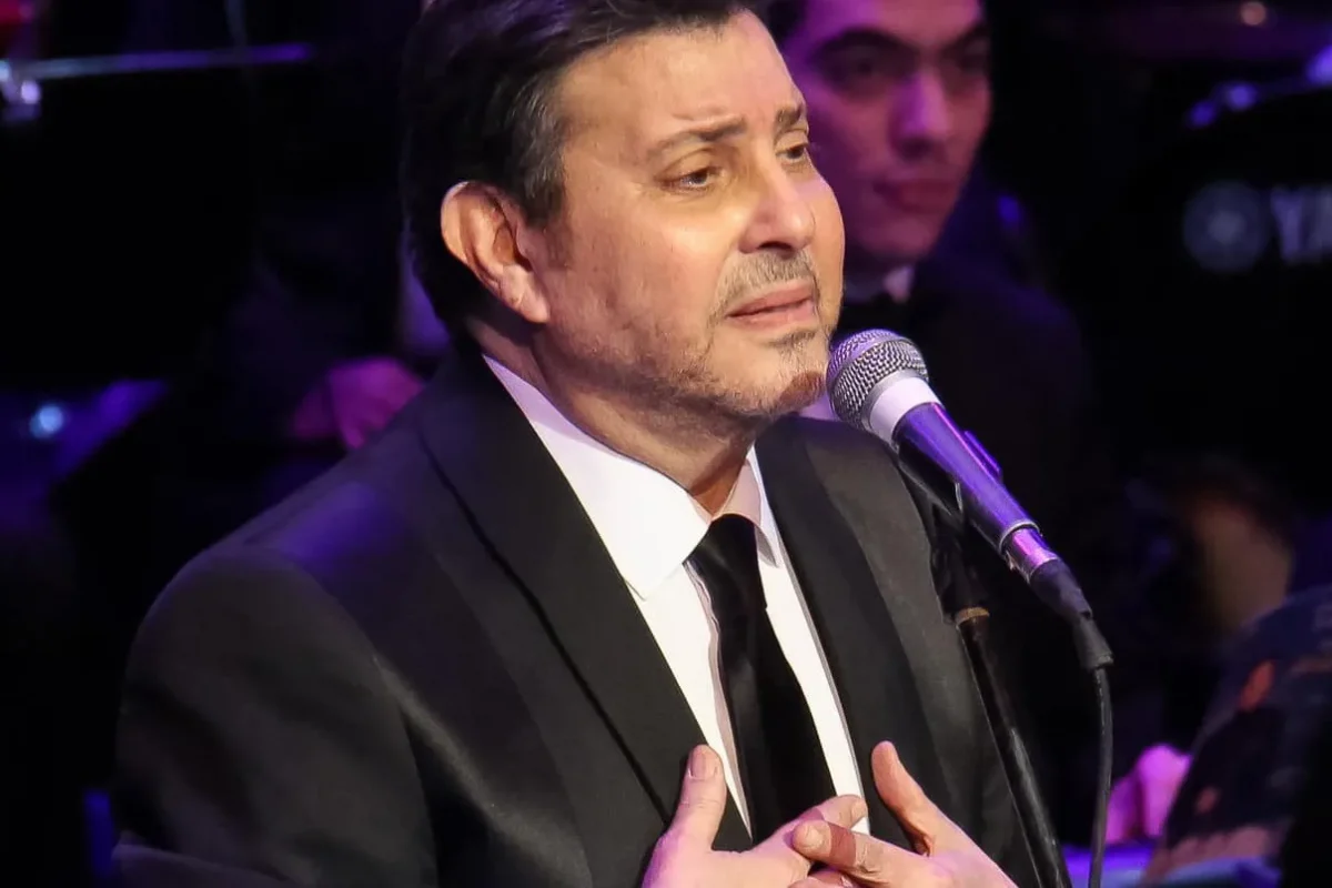 كواليس “خاصة جداً” وراء أغنيات هاني شاكر… حتى التي لم تُطرح بعد
