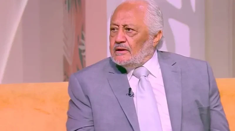 خالد زكي في جنازة صديقه هاني شاكر
