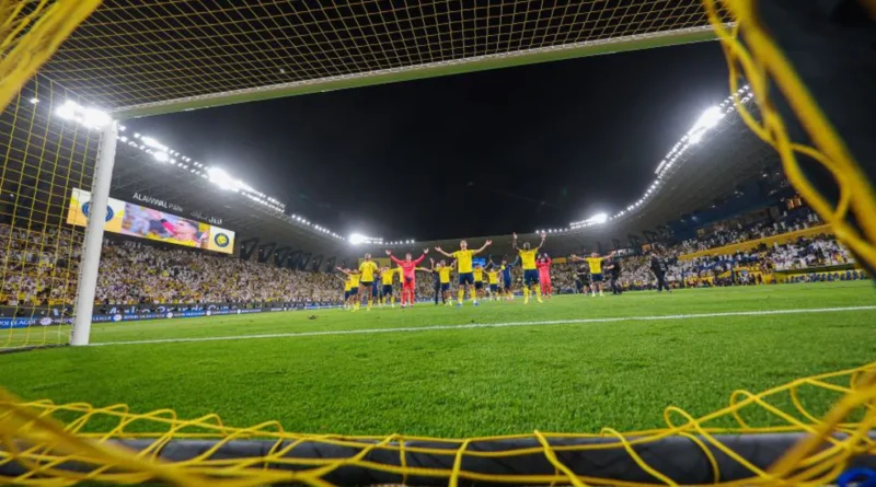 ماذا يحتاج النصر للتتويج بلقب الدوري السعودي أمام الهلال؟