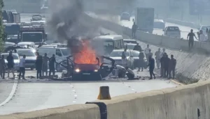 إنذار إسرائيلي جديد لسكّان جنوب لبنان… واستهداف سيارتَين على أوتوستراد الجية (فيديو)
                         , سيطرة إسرائيل على نهر الليطاني جنوب لبنان استثمار في المفاوضات , 
                   هل تتغيّر المقاربة لحصر السلاح في لبنان بعد الحرب؟