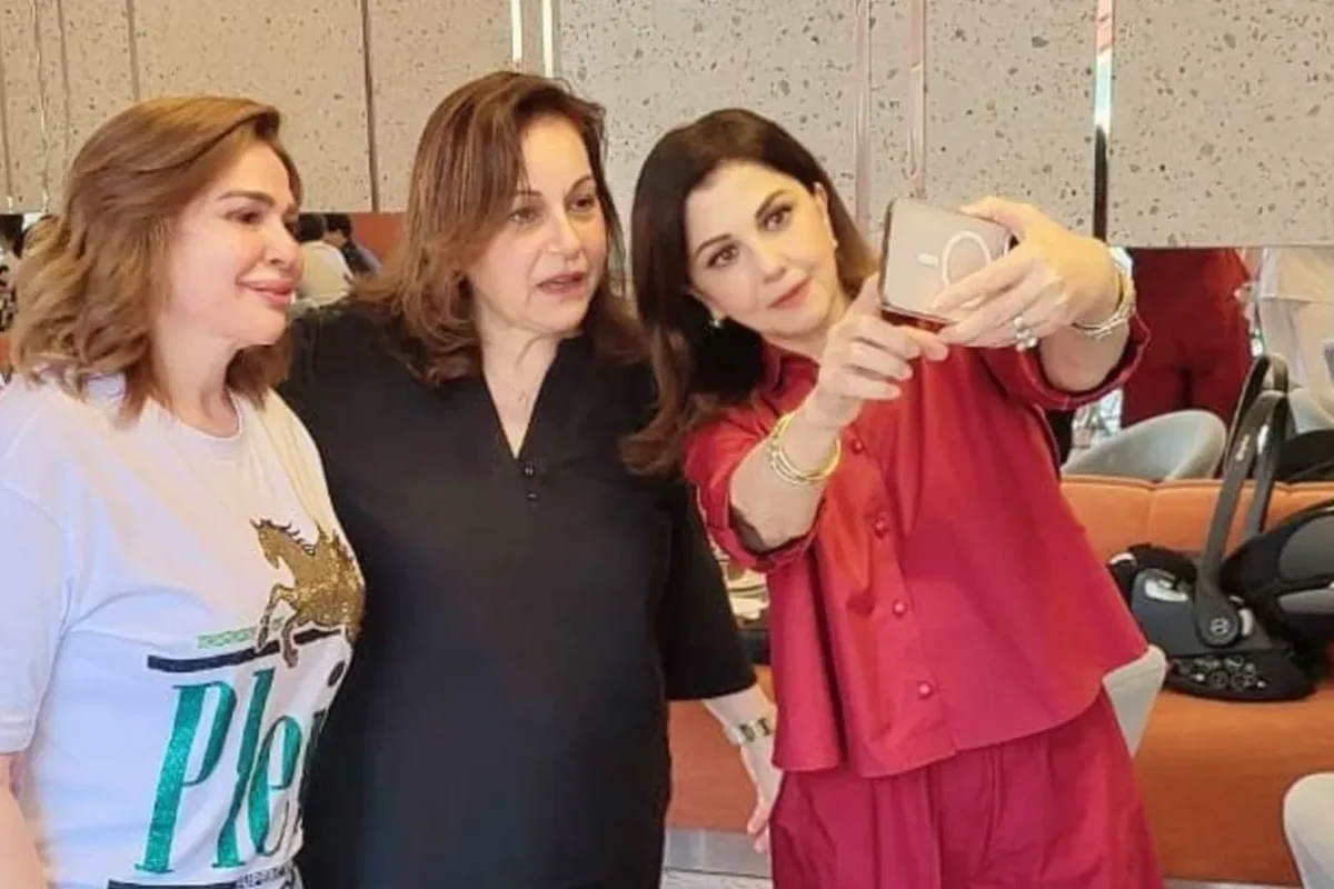 أجواء عائلية في بيروت… إلهام شاهين توثّق لقاءها مع ماجدة الرومي