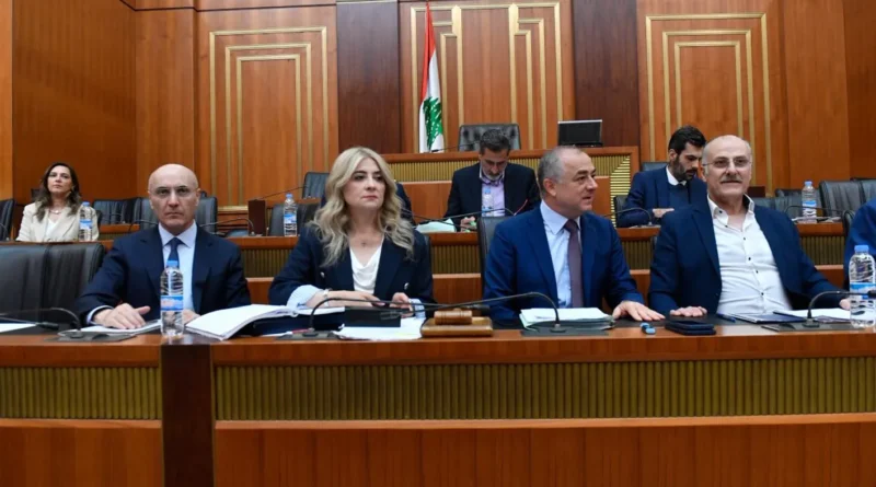 إقرار قانون العفو العام في لبنان بعد إدخال تعديلات عليه
                         , الجرائم المستثناة من العفو العام: الأمن والفساد خارج المساومة