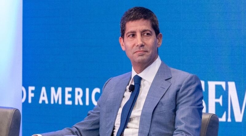 وارش يؤدي اليمين رئيسا للبنك المركزي الأمريكي
