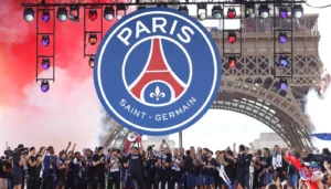 جنون في باريس… استقبال حاشد للاعبي سان جيرمان بعد إحراز لقب دوري أبطال أوروبا (فيديو وصور)
