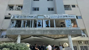 مستشفى جبل عامل يُعاند الدمار ويواصل عمله برغم الصعاب… 4 ضحايا و50 جريحاً وأضرار جسيمة (صور وفيديو)