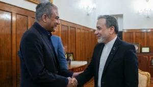باكستان تتدخّل لإنقاذ المسار الديبلوماسي… هل تُقدّم إيران حلّاً لترامب قبل الانتخابات؟
                         , واشنطن تلوّح بإعادة توجيه الأصول الإيرانية نحو الخليج… وترقّب لنتائج زيارة وزير الداخلية الباكستاني إلى طهران , 
                   ترامب