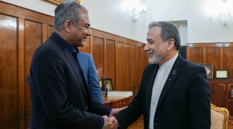 باكستان تتدخّل لإنقاذ المسار الديبلوماسي… هل تُقدّم إيران حلّاً لترامب قبل الانتخابات؟
                         , واشنطن تلوّح بإعادة توجيه الأصول الإيرانية نحو الخليج… وترقّب لنتائج زيارة وزير الداخلية الباكستاني إلى طهران , 
                   ترامب