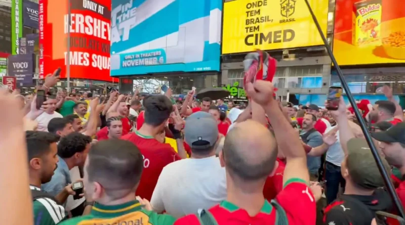 جمهور المغرب يشعل ساحة “تايمز سكوير” قبل مواجهة البرازيل في كأس العالم 2026 (فيديو)
