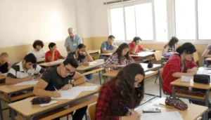 إمكان تأجيل الامتحانات الرسمية لأسبوع خيار قائم والنواب أمام “اختبار” اقتراحاتهم للإلغاء