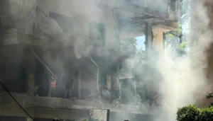 طهران: إنهاء الحرب في لبنان جزء غير قابل للتغيير من التفاهم… وإسرائيل تهدّد بالرد بقوة