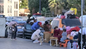 “حقيبة النزوح”: عندما تختصر حياة كاملة في مساحة صغيرة