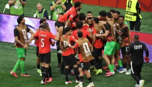 تألق محمد صلاح… مصر تحقق انتصارها الأول في كأس العالم (فيديو)
