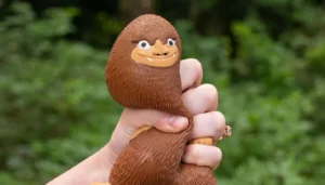 حروق مروّعة لطفلة بسبب ترند “Squishy” على “تيك توك”… التحذير يتجدد!