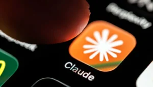 من إدارة الملفات إلى التّحكم بالحاسوب.. استخدامات غير متوقّعة لـ Claude Code