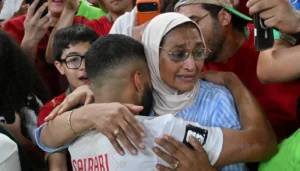 دموع أم ولحظات مؤثرة… أبرز ردود الفعل بعد تأهل المغرب إلى دور الـ16 لكأس العالم 2026