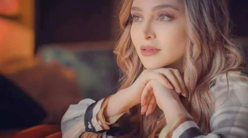 من الدراما إلى البرلمان… روزينا لاذقاني في مجلس الشعب السوري