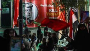 من ينتصر في طهران: دعاة الثأر أم أنصار التفاوض؟