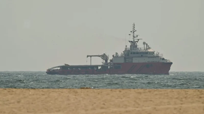 صراع إرادات في مضيق هرمز يُقفل طريق الديبلوماسية ويُنذر بحرب أوسع