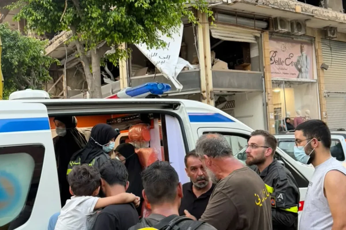 حريق في مبنى من 10 طوابق بالضاحية الجنوبية.. إخلاء السكان وإسعاف مصابين