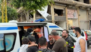 حريق في مبنى من 10 طوابق بالضاحية الجنوبية.. إخلاء السكان وإسعاف مصابين